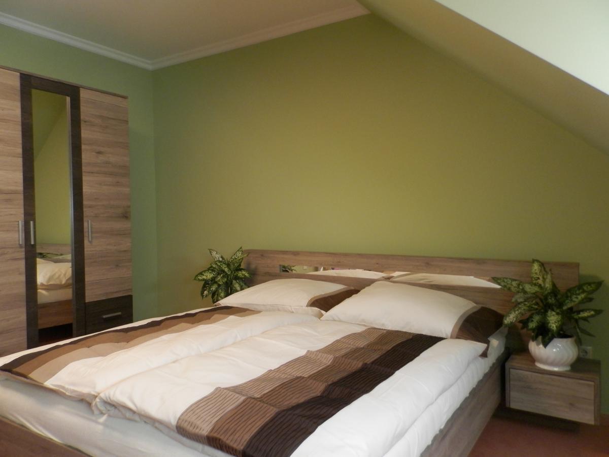 Nagyret Panzio Eger Bed and Breakfast Eksteriør billede
